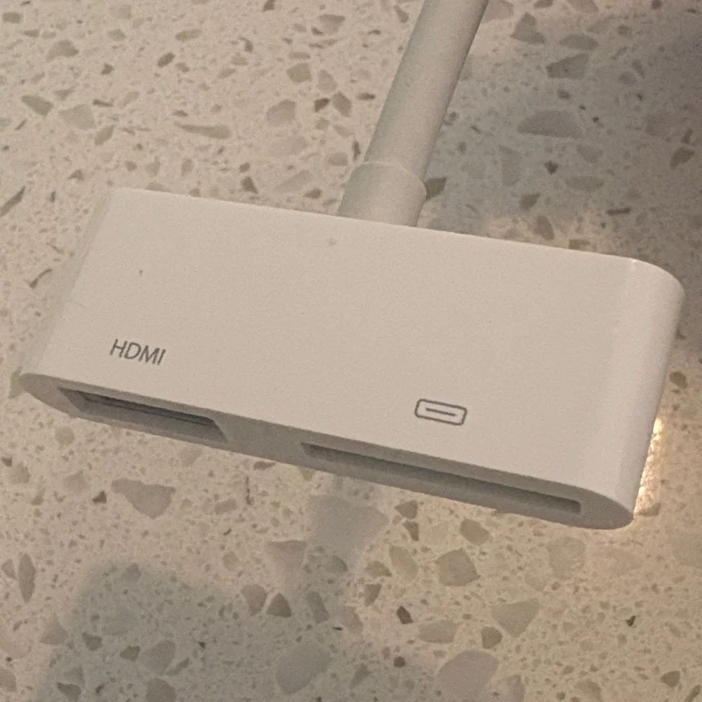 Apple White HDMI/Dock Cable